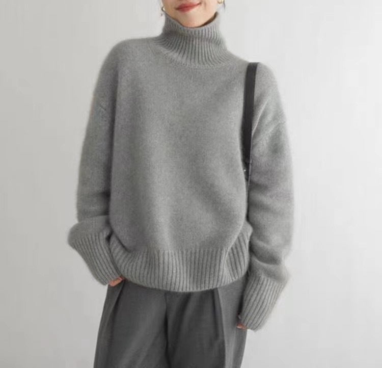 Chic Lune™ Menea | Pull minimaliste à col roulé en laine épaisse