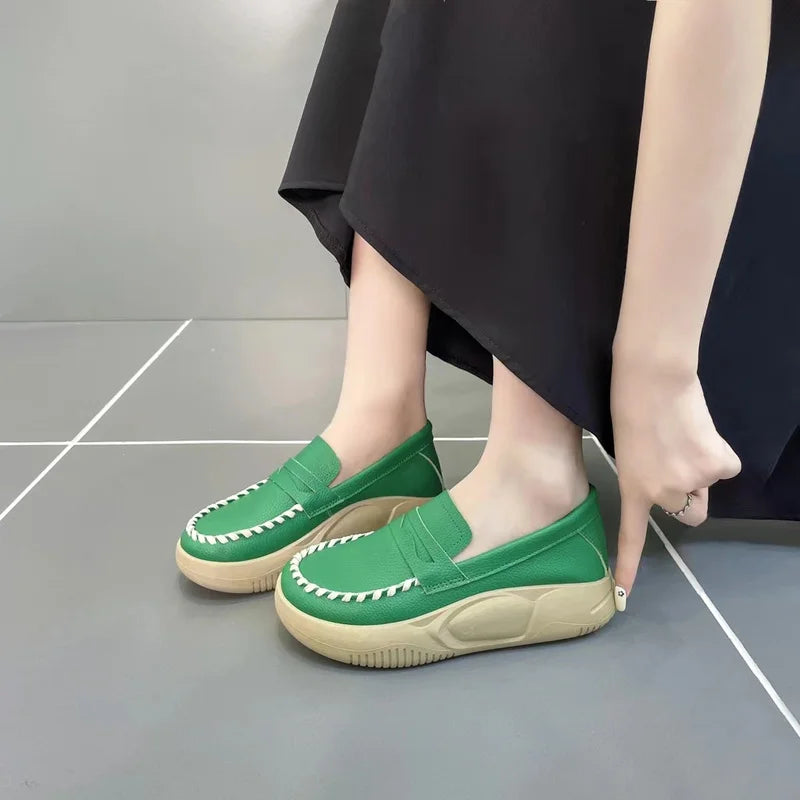 Chic Lune™ Lea | Mocassin en cuir à fond souple rétro