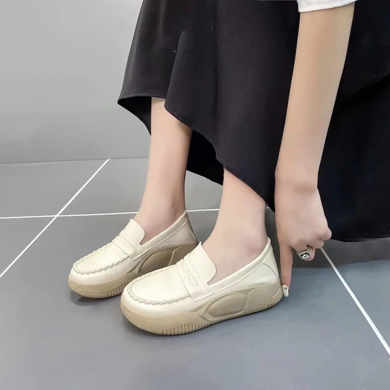 Chic Lune™ Lea | Mocassin en cuir à fond souple rétro