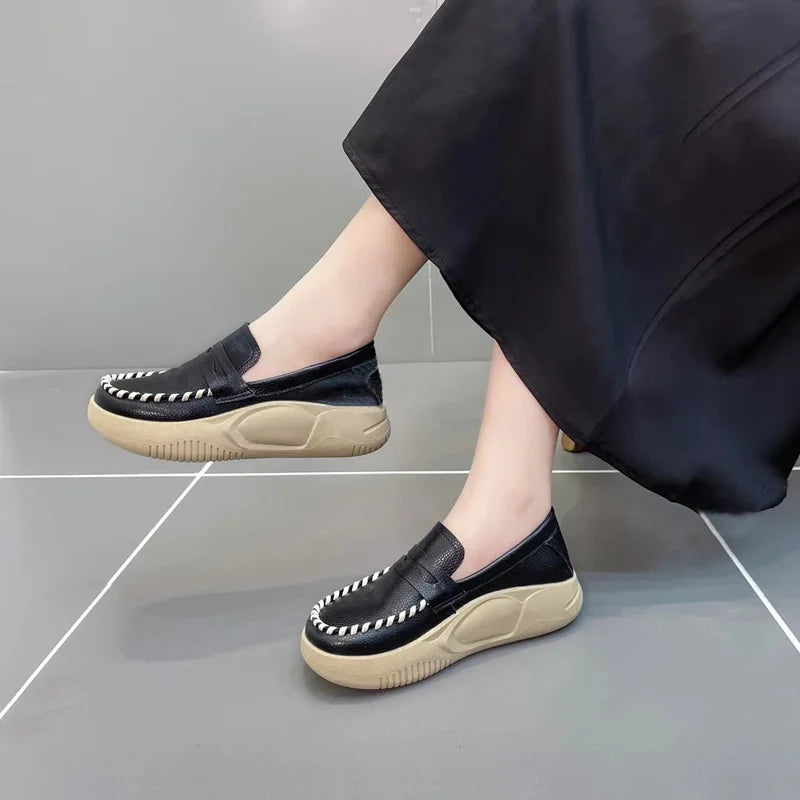 Chic Lune™ Lea | Mocassin en cuir à fond souple rétro