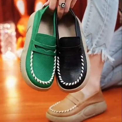 Chic Lune™ Lea | Mocassin en cuir à fond souple rétro